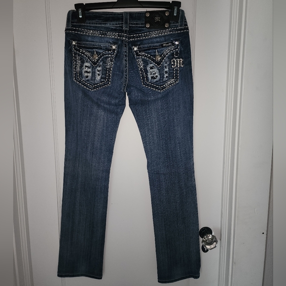 Miss Me Denim - Picture 2 of 5